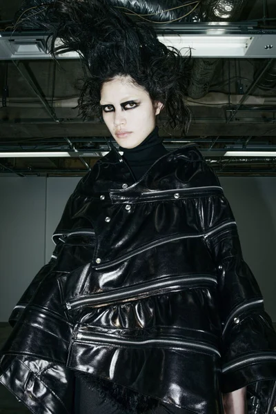 Look 7